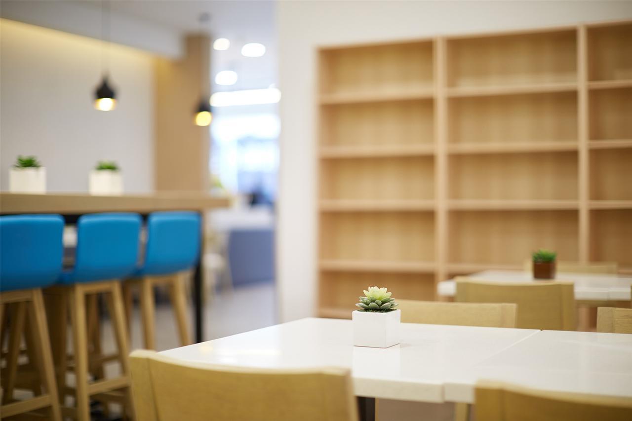 Hotel Hanting Liuzhou Road 2*